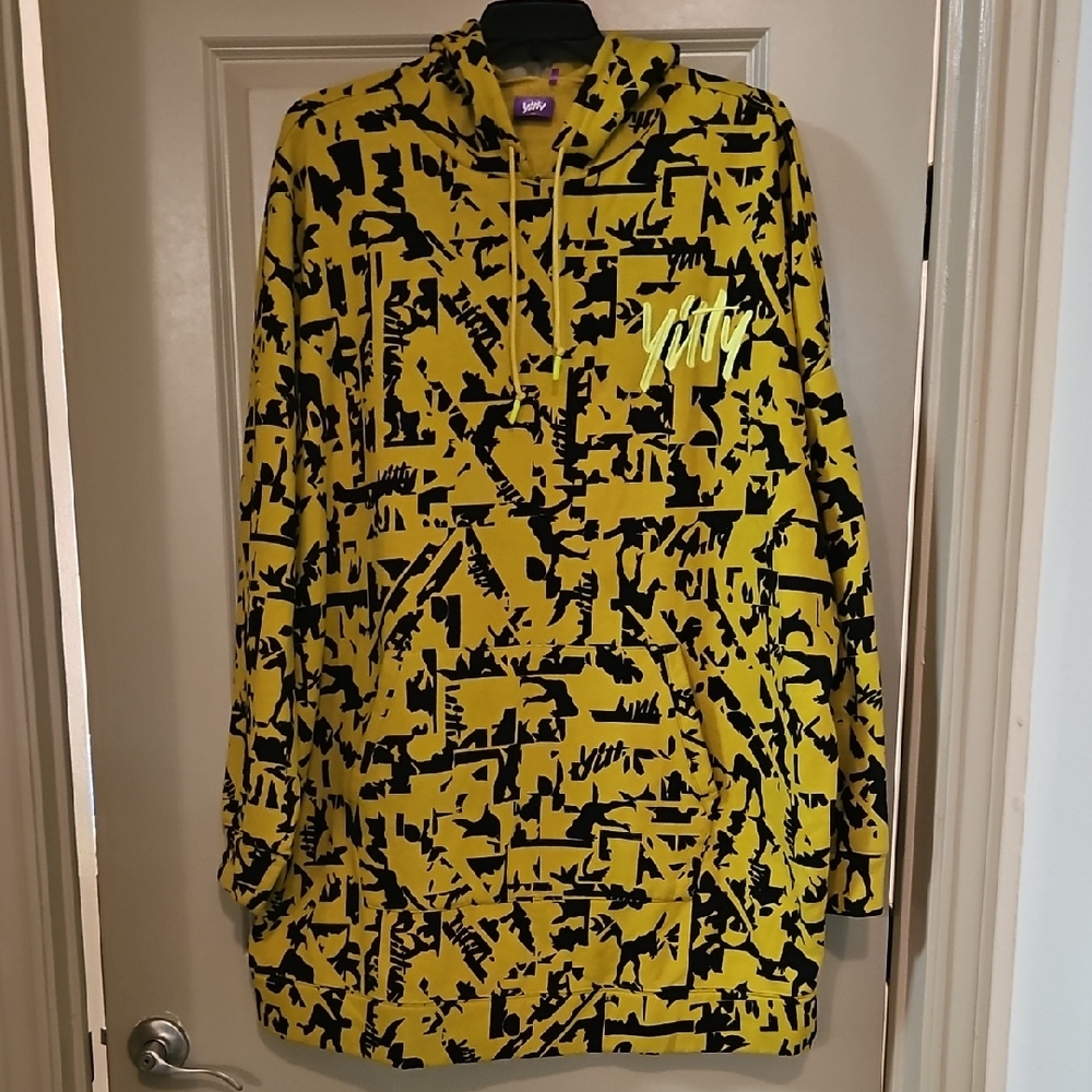 YITTY Fleece with Purple Accents